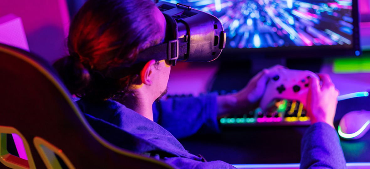 كيف يقوم صندوق الاستثمارات العامة ببناء عصر ذهبي جديد للألعاب الإلكترونية