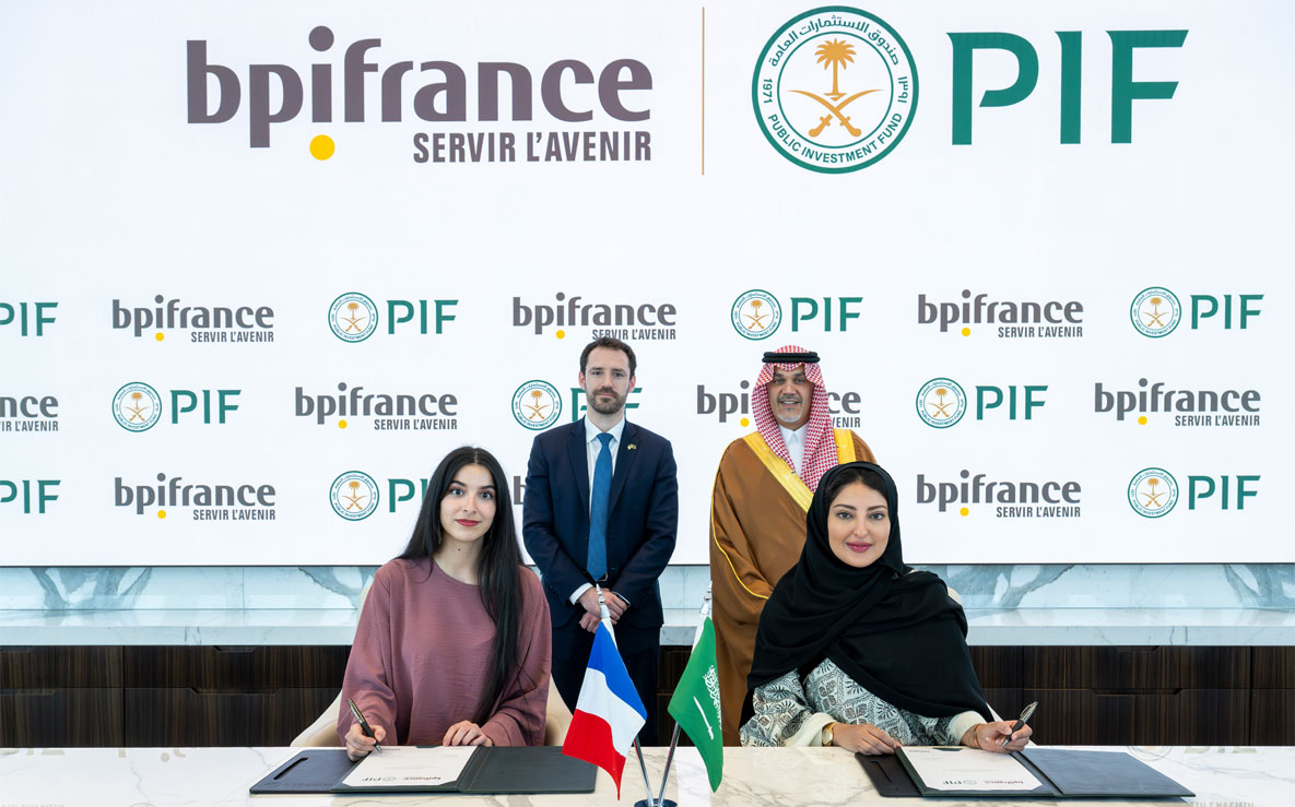 صندوق الاستثمارات العامة والبنك الاستثماري الوطني الفرنسي "بي بي آي فرانس" يوقعان مذكرة تفاهم بقيمة 10 مليارات دولار 